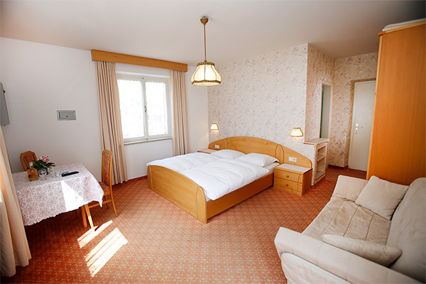 Zimmer mit Balkon - Pföstlhof