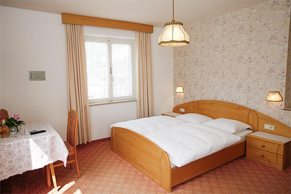 Zimmer mit Balkon - Pföstlhof